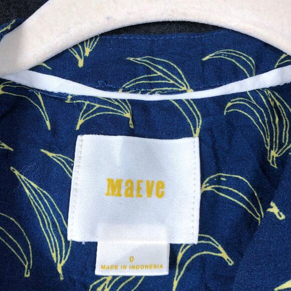Maeve Anthropologie Women Blouse Blue Banana Print Sleeveless Button Down 0 - Picture 7 of 13